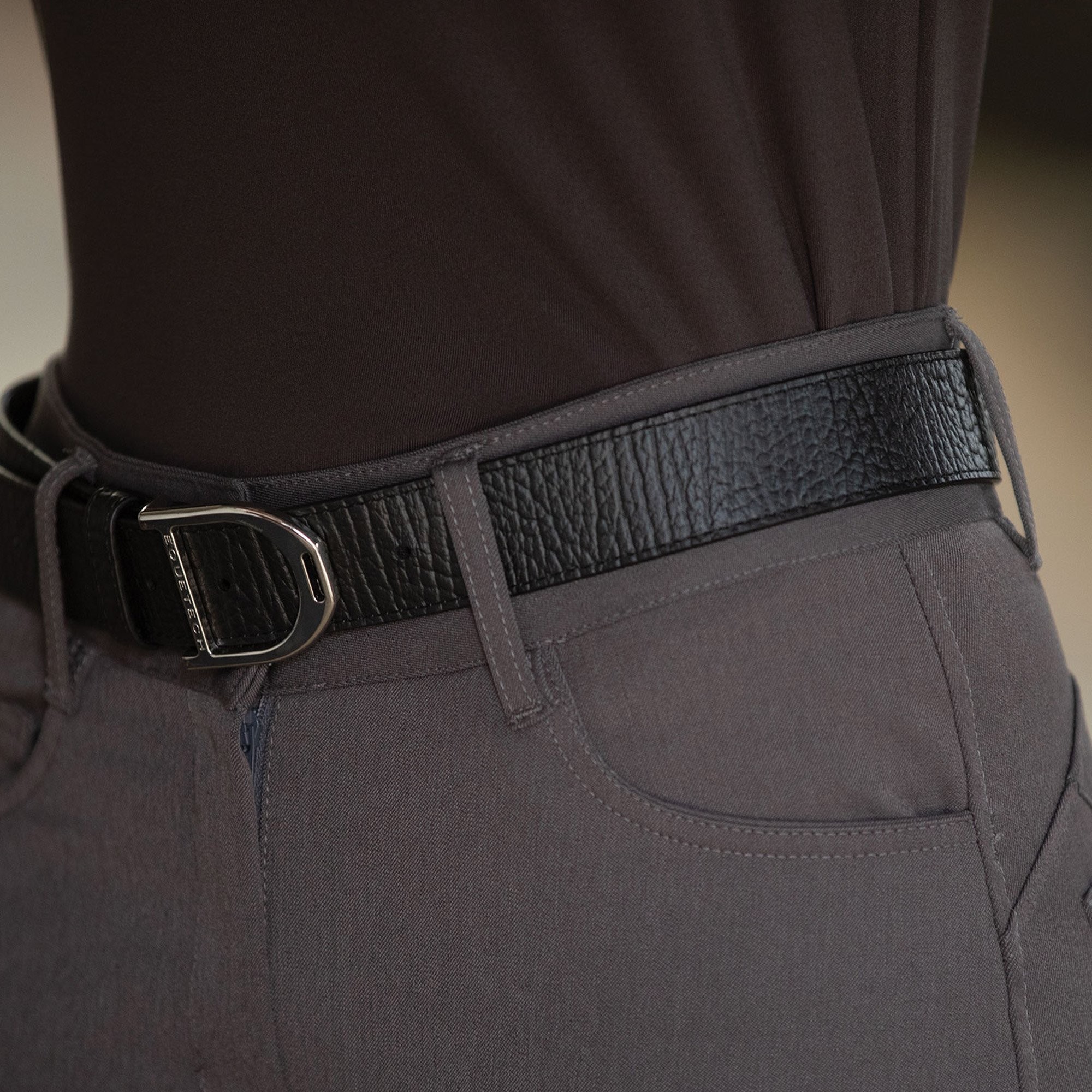 stirrup buckle belt