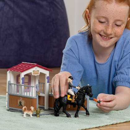 Schleich Horse Box with Horse Club Tori & Princess